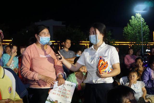 今晚正版四不像必中一肖图，时代解答解释落实_7m236.65.38